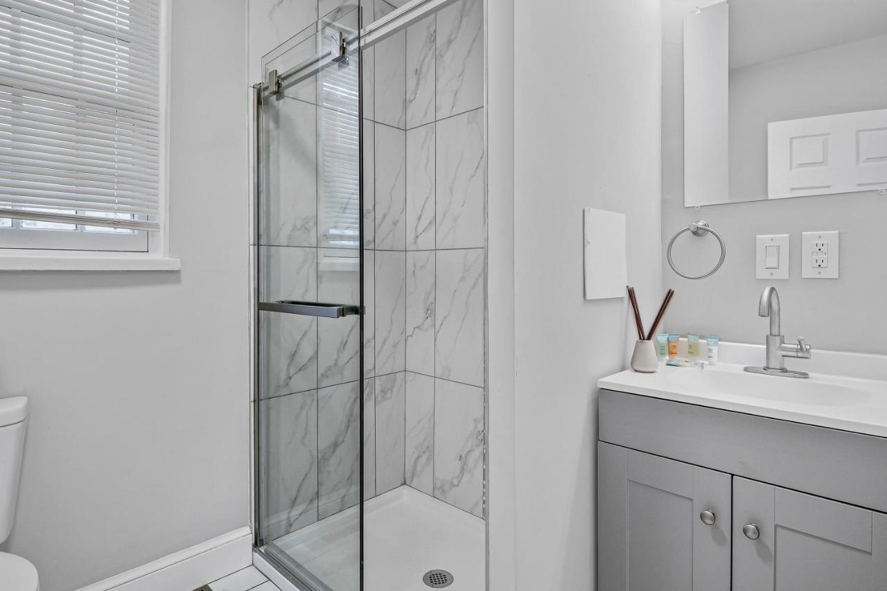 Fashionable 2Br In Downtown Location W Work Area Appartamento Harrisburg Esterno foto