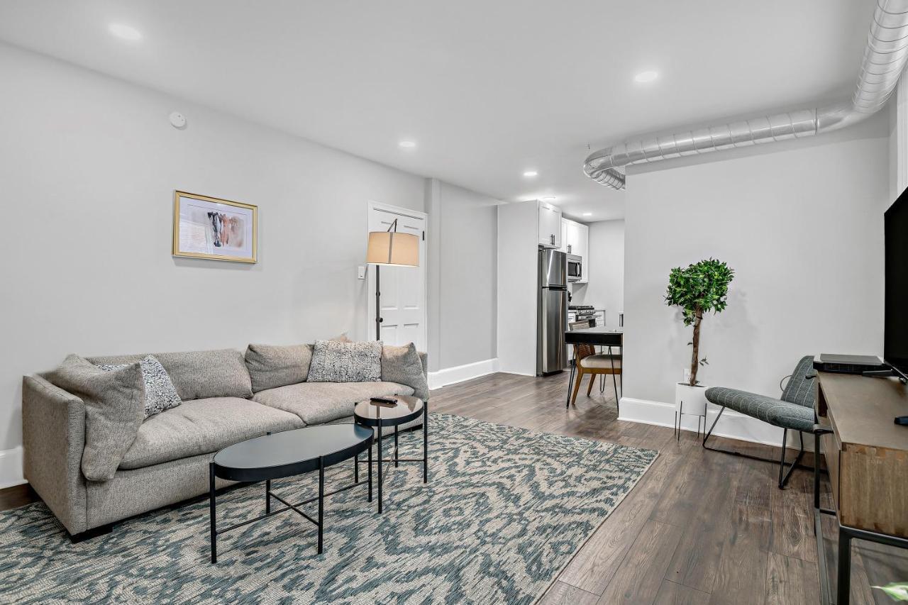 Fashionable 2Br In Downtown Location W Work Area Appartamento Harrisburg Esterno foto