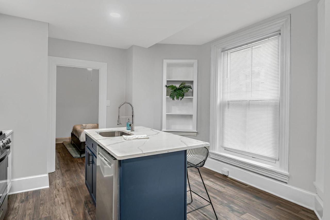 Fashionable 2Br In Downtown Location W Work Area Appartamento Harrisburg Esterno foto